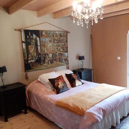 Chambre D'Hotes Acces Separe Et Possibilite Table D'Hotes Sur Reservation Apartment Ver  Exterior foto